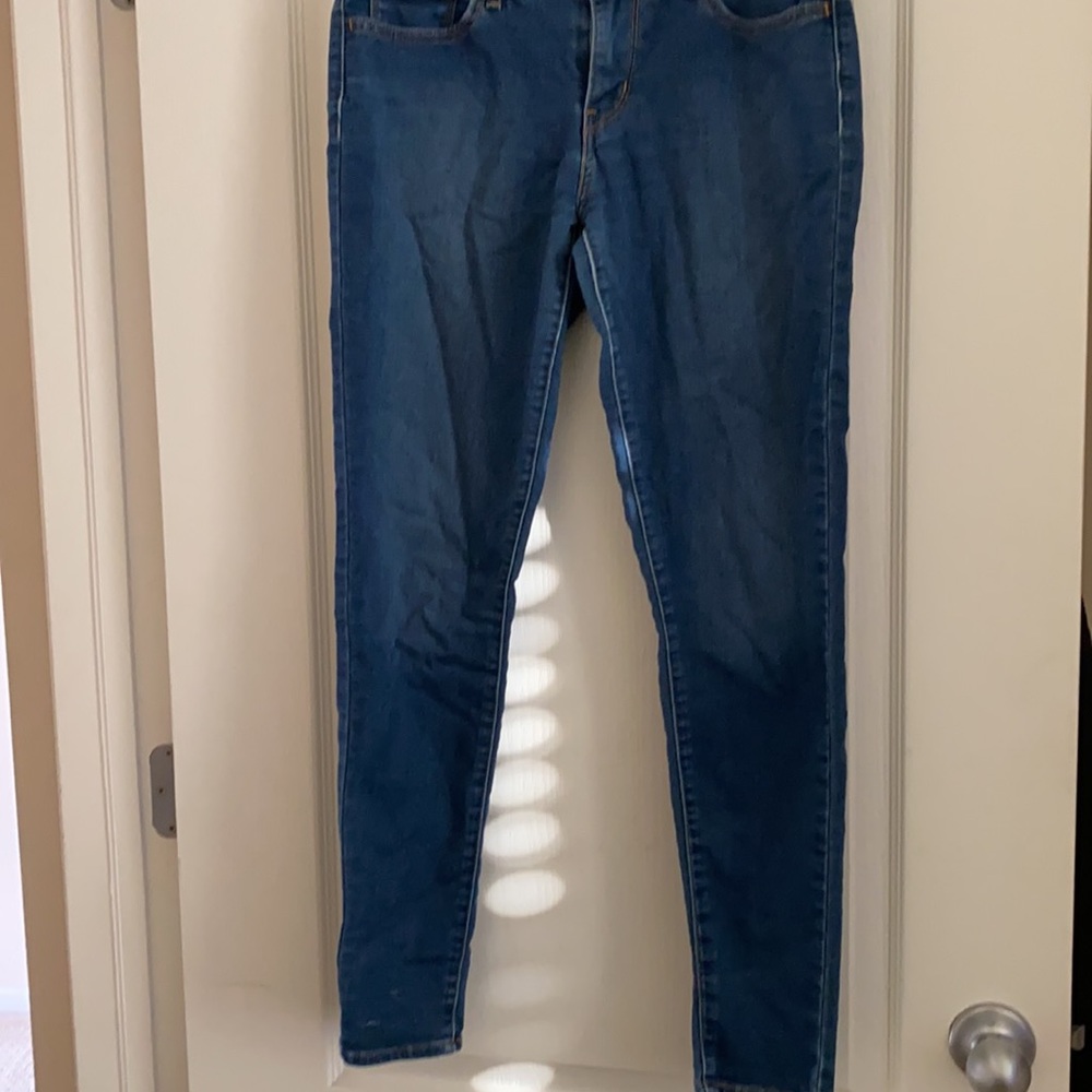 Levi’s - Picture 2 of 4